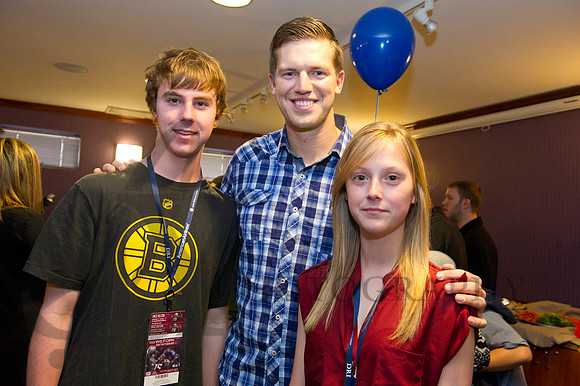 2012VWF007